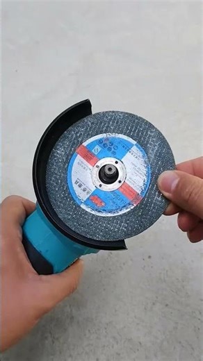 Quick-install angle grinder protective cover