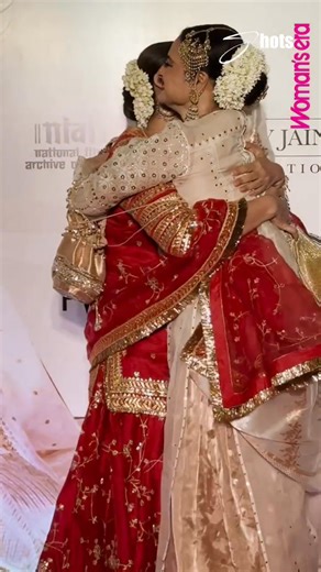 27K views · 89 reactions | Rekha ji and Tabu ki bonding ❤️.. #rekhaji #tabu #bollywood #explorepage #lifestyle | Womansera | Facebook