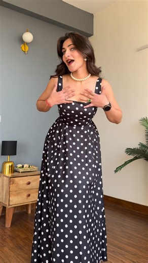 Deepa on Instagram: "Easy dresses for holiday moods 🫶🏻🏖️ All are from @select_staples 💕🥹 I am wearing XS The fit is 🤌🏼 And quality 11/10 🤝🏻 . . . . . . . #dresses #dresshaul #vacationfit #trending #vacation"