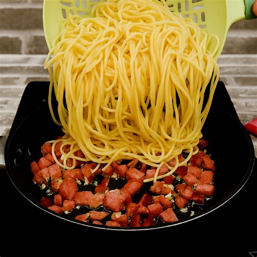 Easy, super tasty, and quick. Make this simple pasta recipe for your dinner. | Cookery Recipes