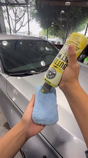 Chemical Guys on Instagram: "Give your ride the ultimate wax treatment with Butter Wet Wax! ✨ #detailing #howto #carcleaning #autodetailing #carwash #diy #wax #shine"