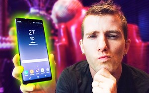 【官方双语 】Note 8揭秘！由Linus亲手拍的视频（垃圾得很） #linus谈科技