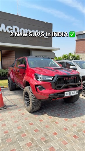 Partap & Aarohi | Lifestyle | Cars | Superbikes on Instagram: "Kya Matlab Endeavour & HILUX Modify kari hai  Toyota HILUX GR SPORT vs Ford EVEREST  Follow @the4x4couple for more ❤️ Which one do you like more ??"