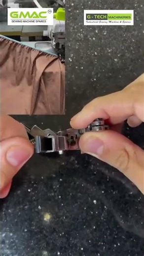 Elastic gathering attached pressure foot