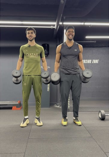 Séance du Multiverse avec Macbloodybaby