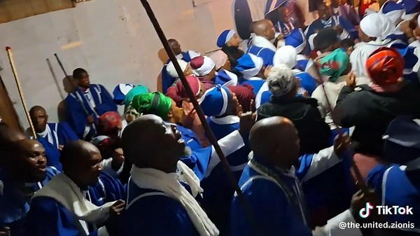 Yhenina!!! Tsiii!!. Hamba Blue Line💙🤍