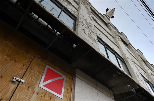 Albany's Nipper building tagged with half an ‘X’ amid safety concerns