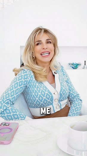 21K views · 86 reactions | “Stefania, do you have a personal assistant 樂, someone that manages your social media ? #PersonalAssistant #SocialMediaManagement #stefanialogatto #networkmarketing #interview | Stefania Lo Gatto | Facebook