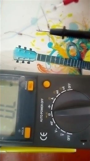 Finding the value of an unknown resistance using a multimeter. #eee #multimeter #resistance