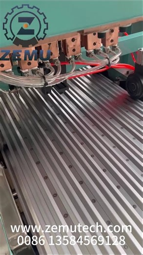 Fully automatic transformer radiator fin manufacturing line