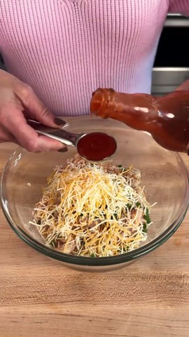 How to make buffalo chicken smashed tacos