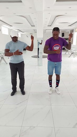 Aprende a dançar a passada normal da Kizomba 🕺💃 | Academia de dança Passos de Semba