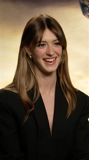 550K views · 345 reactions | Acting out the final scene of ‘Normal People’ with Daisy Edgar-Jones, two very powerful lines 凉 “I’ll go…” “And I’ll stay… and we’ll be okay.” #daisyedgarjones #normalpeople #marianne #connell #paulmescal #twisters #movies #tv #drama | Stepping Through Film | Facebook