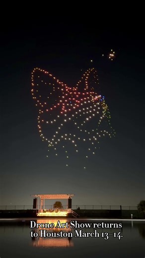 The DroneArt Show is coming back to Houston ✨ A live classical concert where hundreds of illuminated drones fly in perfect sync with music, creating shapes and stories in the night sky. A live string quartet performs classical pieces like Vivaldi’s Four Seasons and Tchaikovsky’s Swan Lake while the drones create art above the crowd. 🎟️ Get tickets: https://thedroneartshow.com/houston/four-seasons/ 📅 March 13–14, 2026 📍 Constellation Field (Sugar Land) ⏰ 8:30 PM showtime ⏳ About 65 minutes An 