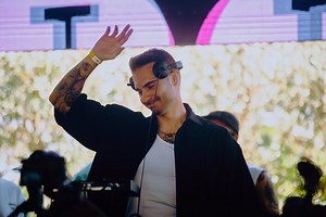 Toolroom Trax celebrates another catalog milestone achieving its 300th release with an updated mix of an influential anthem from 2001 'The Revolution' from Superchumbo & Victoria Wilson James (The Glamazon). 🔊 Included in the release is a super-hot remix from one of this year's most played artists, Crusy. Bringing his signature drums, percussion and grooves. Out this Friday. 💥 Pre-save now ➡️ https://TRX.lnk.to/RevolutionTF | Toolroom Records