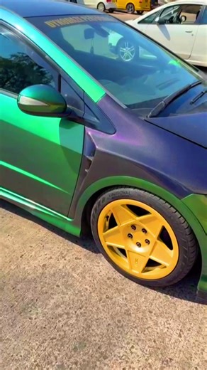 Honda Civic FN2 Type R: An Exclusive JDM Showcase