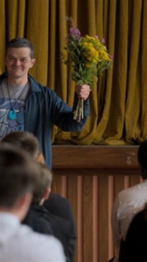 BOBPAAK MOVIES on Instagram: "New Movie:2025: ‎: ‎Title: I Swear : ‎Genres: Drama,History ‎: ‎Country Of Origin: United Kingdom ‎: ‎Rate:8.6/10 ‎: STORYLINE: John Davidson: diagnosed with Tourette's syndrome at a young age which alienated him from his peers, he struggled with a condition few people had witnessed. ‎SWAHILI: John Davidson aligunduliwa kuwa na ugonjwa wa Tourette tangu akiwa mdogo, jambo lililomfanya ajitenge na wenzake. Alipitia maisha akiwa na hali ambayo watu wachache waliwahi k