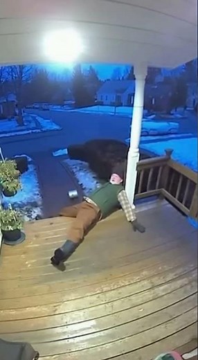 ❄️ Icy Porch Splits: Gardener's Surprise! 🌅💧🤸