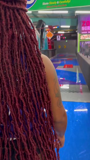 The coolest rink I ever went to and I’m just now posting about it 9 months later 😅😅😅 I’m so behind on content 🤣😭 | Weskateclipz