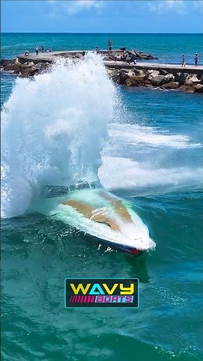 Boat turns into a submarine at Haulover Inlet !! Wavy Boats