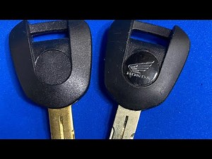 【合鍵専門店】ホンダ《CBR250RR》のウェーブキーを自動鍵複製キーマシンでスペアキー作製♪