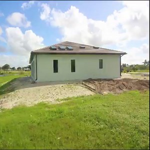 217K views · 567 reactions | Watch us build HGTV Smart Home 2021 in sixty seconds flat.  ⏰ ⁠ ⁠ Go behind the design of this luxurious retreat in Naples, Florida + sign up for sweepstakes reminders at HGTV.com/Smart 朗⁠ ⁠ The sweeps opens on April 21 at 9 am ET! ⏰ | HGTV | Facebook