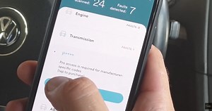 Testerul auto care șterge erorile mașinii. Poate fi folosit de oricine doar cu un smartphone - VIDEO