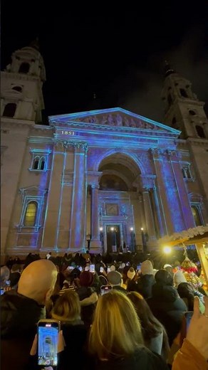 🎄The Light Show at St Stephen's Christmas Market in Budapest #christmasmarkets #vikingcruises