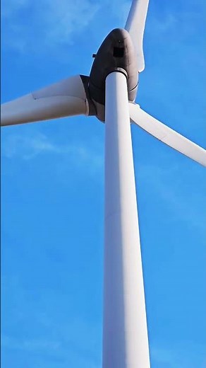 How Do Wind Turbines Make Power?