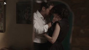 Ένας παθιασμένος έρωτας αναβιώνει μετά από πολλά χρόνια... Μη χάσετε το αποψινό επεισόδιο του Σασμού, στις 21:00 στον #alphatv #sasmos https://www.alphatv.gr/show/sasmos/ | Alpha TV