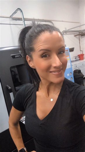 This is how we run production parts on our @dnsolutionsamericas LYNX 2100 using a bar puller/bar pull program. O00039905(BAR-PULL ) (BAR PULL PROGRAM) () (-----START-PROGRAM----) () N1(Enter Program Number and # of parts per bar) () M98P00031694L15 M30 % The above program is always kept on the machine. The current program number being used is entered after the M98 subprogram call and the number of parts per length of material is entered after the L (loop). This is an EASY way to run a bar pull p