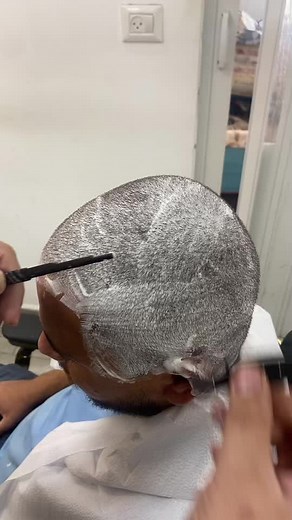 Haircut Technique: Precision Shaving in Barbershop