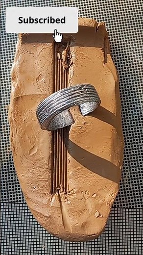 😱🔥Turning a Car Belt into a Shiny Metal Bracelet! | Creative Casting