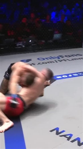 GUILLOTINE FROM GARNETT! Dean Garnett forces the tap in the third round, and hands Jan Cieplowski his first loss to secure his place in the final on December 13th! #PFLNantes | LIVE NOW on DAZN | 🇺🇸 Streaming on The PFL App | PFL MMA