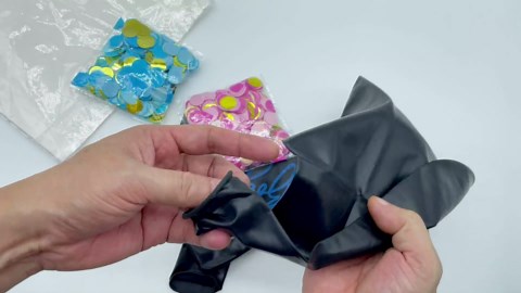 Thickened Gender Reveal Balloon - 2pcs Gender Reveal Confetti Balloons with Pink and Blue Confetti – 36 Inch Black Gender Reveal Balloons Perfect for Taking Photos and Videos