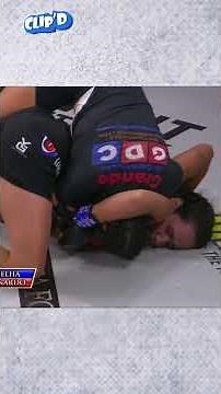 Talita Bernardo with a perfect rear-naked choke at Invicta FC 48! #mma