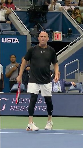 That is OUTRAGEOUS tennis! 😮‍💨