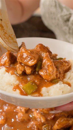 163K views · 3.4K reactions | This POLLO GUISADO Recipe Is Pure...