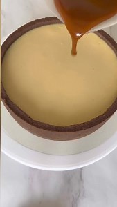 Cheesecake snickers #fyp #reels #adsonreels #asmnsounds #satifying #OMG #reelsfb #satisfaction #viral #satisfyingvideos | Liudmila Gurkova
