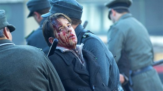 这部二战电影后劲太大，虽仅有数百人评论，但背后的故事触动人心