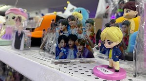 Karaoke, ramen y photocards de K-pop: así es la tienda coreana oculta en CDMX