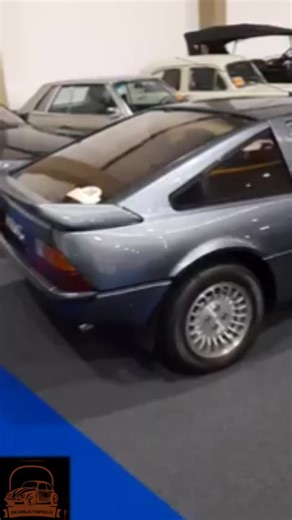 Gabriel Valeiras Fumega on Instagram: "Matra Murena 1.6: el deportivo francés de tres plazas El Matra Murena 1.6 es uno de los deportivos más originales de los años 80. Lanzado en 1980 como sustituto del Bagheera, mantenía su característica configuración de tres plazas en línea, motor central y tracción trasera. Esta versión montaba un motor 1.6 de origen Simca-Talbot, fiable y equilibrado, combinado con un chasis galvanizado muy avanzado para la época, lo que le daba una gran resistencia a la c