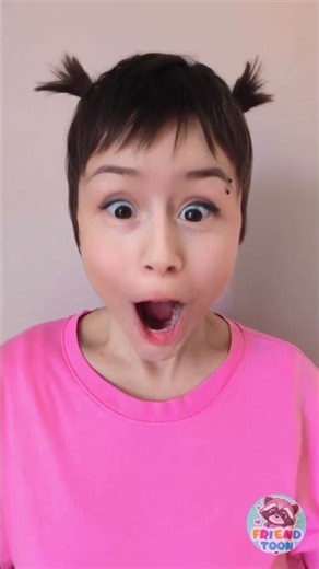 Water Science! 💧 Sink Vs Float? ⚓🌊 So Cool! 😎 #WaterFun