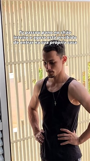 Yure on Instagram: "🤡 #humor #lifestyle #morarsozinho #meme"