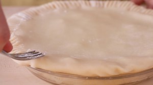 29K views · 375 reactions | One of our most popular and top-rated recipes of all time, this budget-friendly take on classic chicken pot pie is super easy to make. Classic Chicken Pot Pie recipe: https://www.pillsbury.com/videos/classic-chicken-pot-pie?utm_source=facebook&utm_medium=social&utm_campaign=01_2019_standard&utm_content=organic?mktgimp=PBRBGPIE | Pillsbury | Facebook