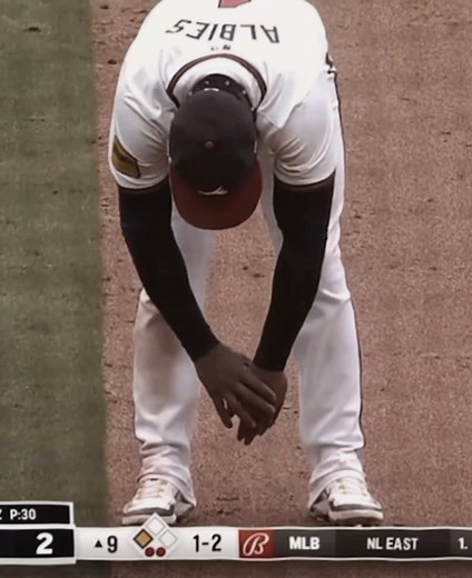 D'arnaud Hits Walk-Off Home Run in Atlanta Braves' Home Opener