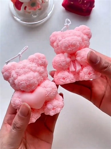 Satisfying Rose Bear Candle Unmolding Experience