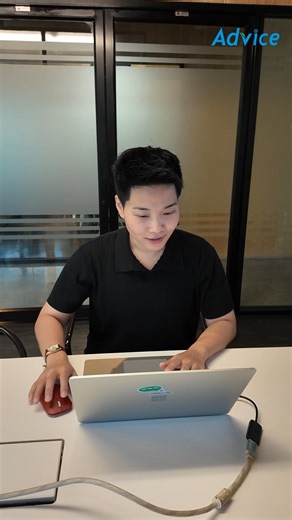 ✅ Microsoft 365 เครื่องมือที่ช่วยให้เราทำงานได้สะดวกและรวดเร็วขึ้น Microsoft 365 มีผู้ช่วย AI Copilot ช่วยให้เราทำงานเอกสารของเราเป็นเรื่องง่าย ใน Word, Excel, PowerPoint, OneNote หรือ Outlook ✅ Microsoft 365 ยังมีโปรแกรมช่วยให้การค้นหาข้อมูลได้ง่ายขึ้น แค่พิมพ์ Prompt ที่เราต้องการเข้าไปในโปรแกรมเท่านั้นเอง! บอกเลยว่าง่ายมาก และมีลูกเล่นอื่นๆอีกมากมาย ทำได้มากกว่าที่คิดเยอะ ✅Microsoft 365 ใช้งานได้กับ PC, Mac, IOS Android ได้ และมาพร้อมOneDrive . 🛒 ช้อปเลย : https://www.advice.co.th/product/se