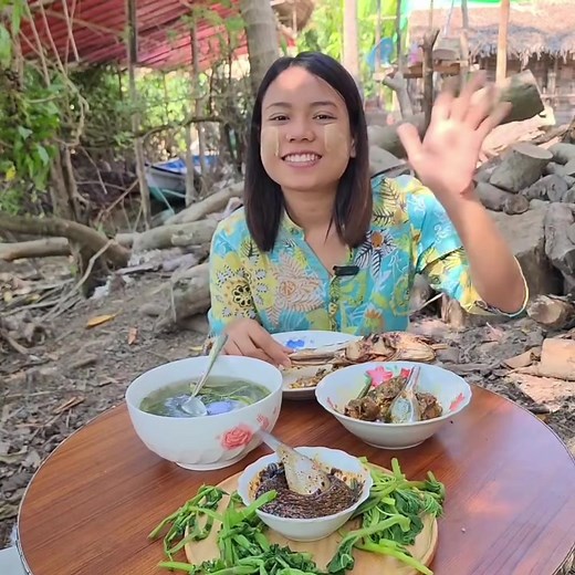 Myanmar Food Vlogs: Nan Mu Lay Eating Video Compilation