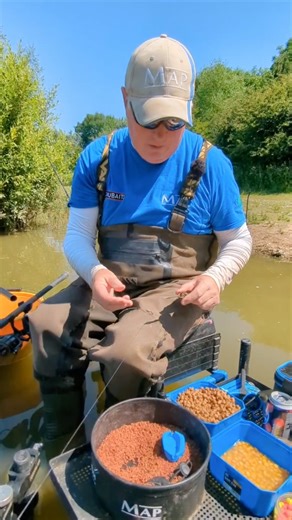 STRENGTH! 💪 When you're fishing close to snags or targeting big fish on the Method or Embed this little tip from Graham West may help you land a few more fish! 🐳 #TeamMAP #MAPFishing #fishing | MAP Fishing